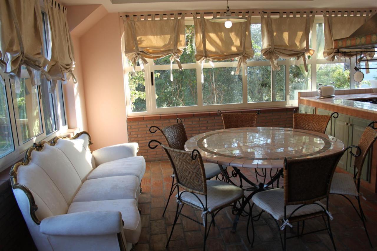 Anthos Casa Vacanze Sant'Omero Ngoại thất bức ảnh