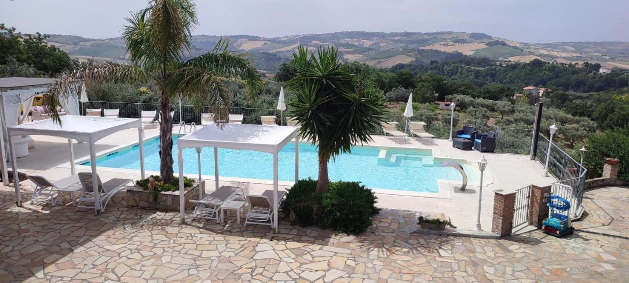 Anthos Casa Vacanze Sant'Omero Ngoại thất bức ảnh