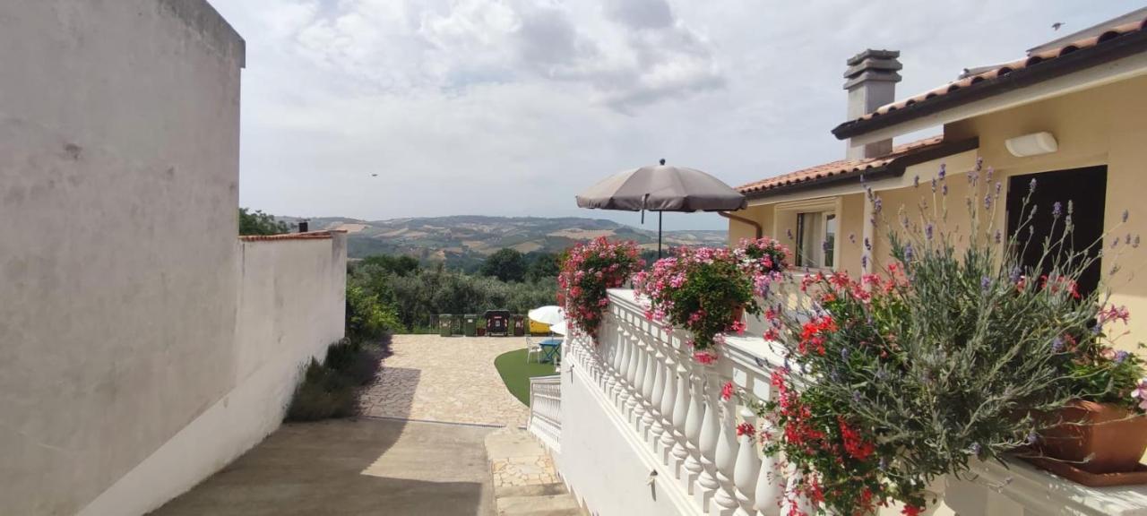 Anthos Casa Vacanze Sant'Omero Ngoại thất bức ảnh