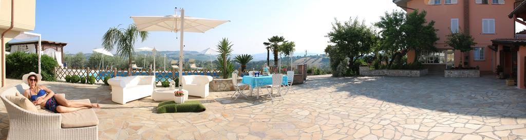 Anthos Casa Vacanze Sant'Omero Phòng bức ảnh