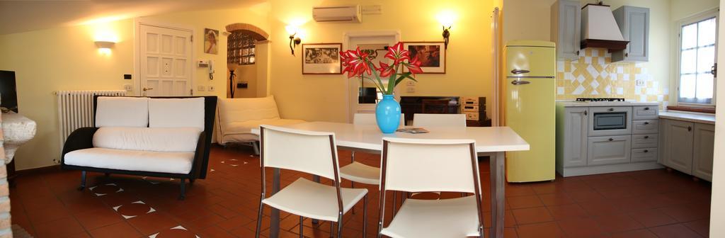 Anthos Casa Vacanze Sant'Omero Phòng bức ảnh