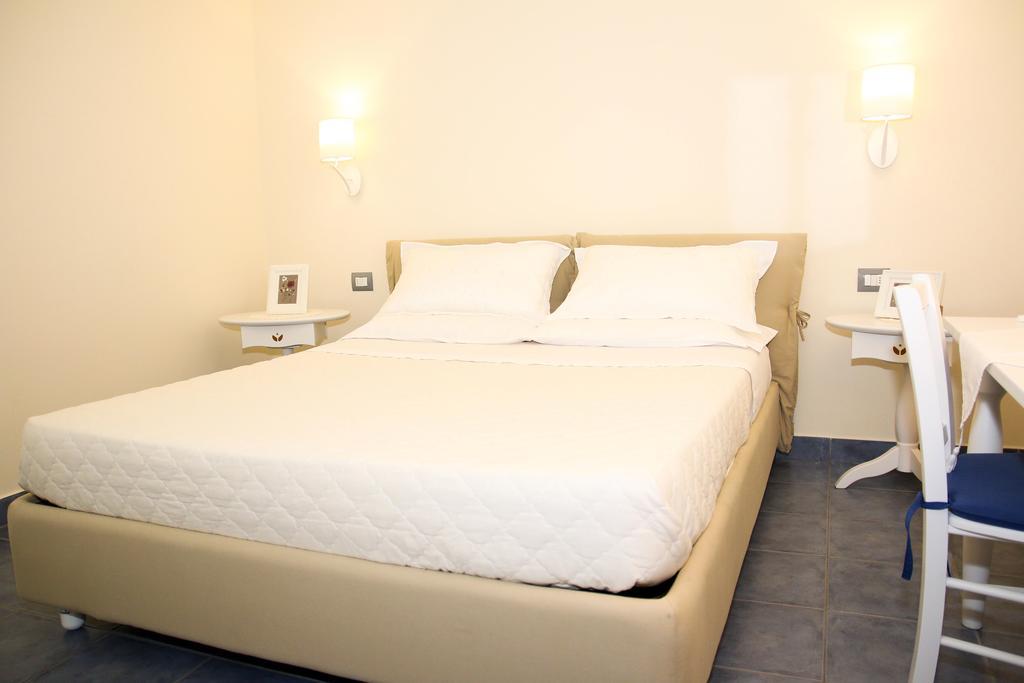 Anthos Casa Vacanze Sant'Omero Phòng bức ảnh