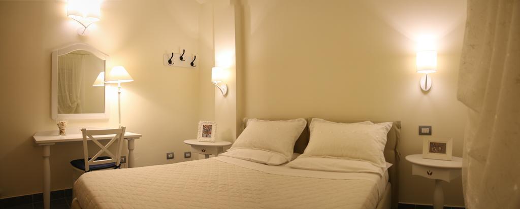 Anthos Casa Vacanze Sant'Omero Ngoại thất bức ảnh