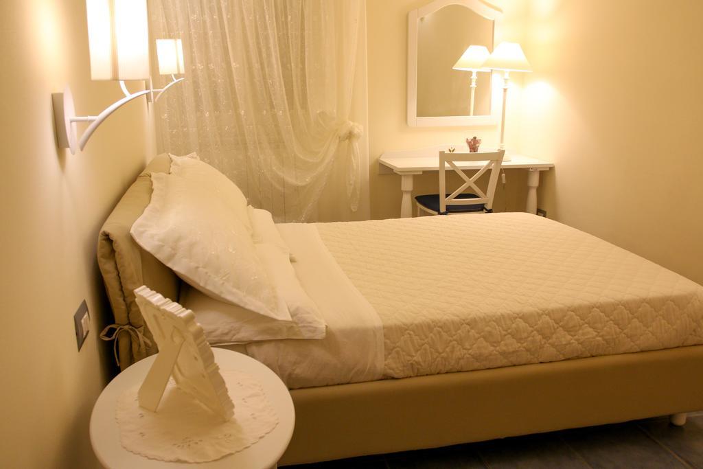 Anthos Casa Vacanze Sant'Omero Ngoại thất bức ảnh