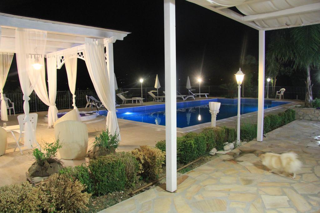 Anthos Casa Vacanze Sant'Omero Ngoại thất bức ảnh