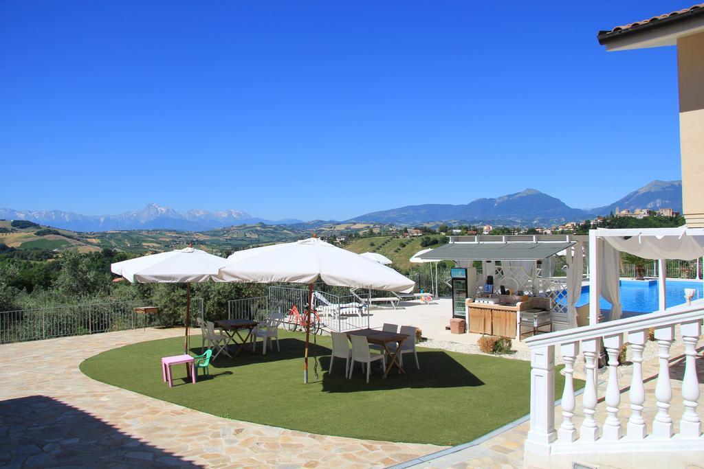 Anthos Casa Vacanze Sant'Omero Ngoại thất bức ảnh